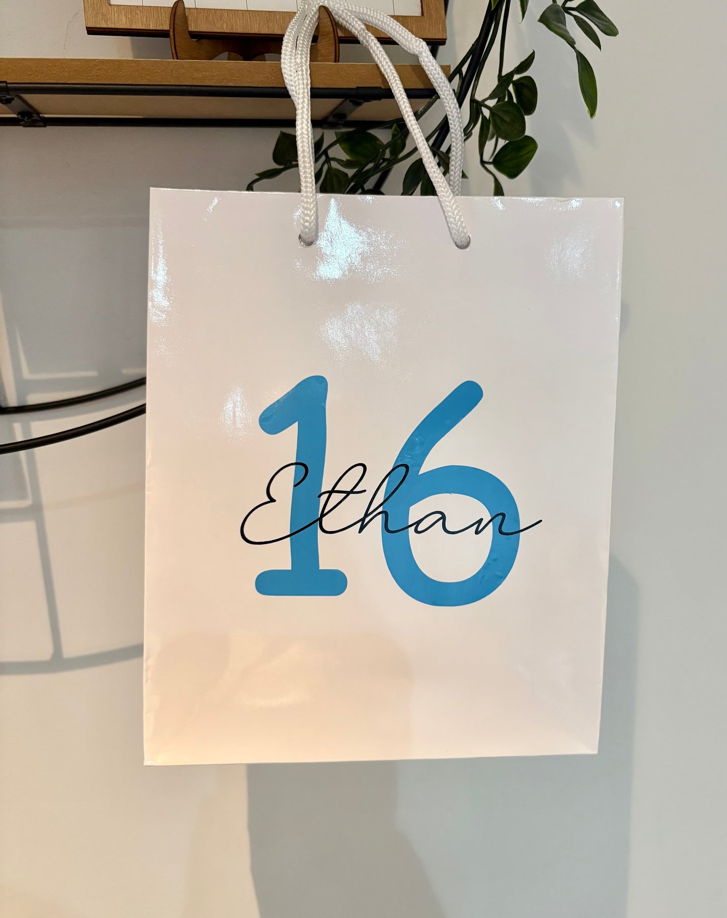 Personalisierte Luxus-Geschenktüte zum Geburtstag, Alter und Name, verschiedene Farben, Geschenk zum 18., 21., 30., 50., 60., für Ihn, für Sie, Geschenk