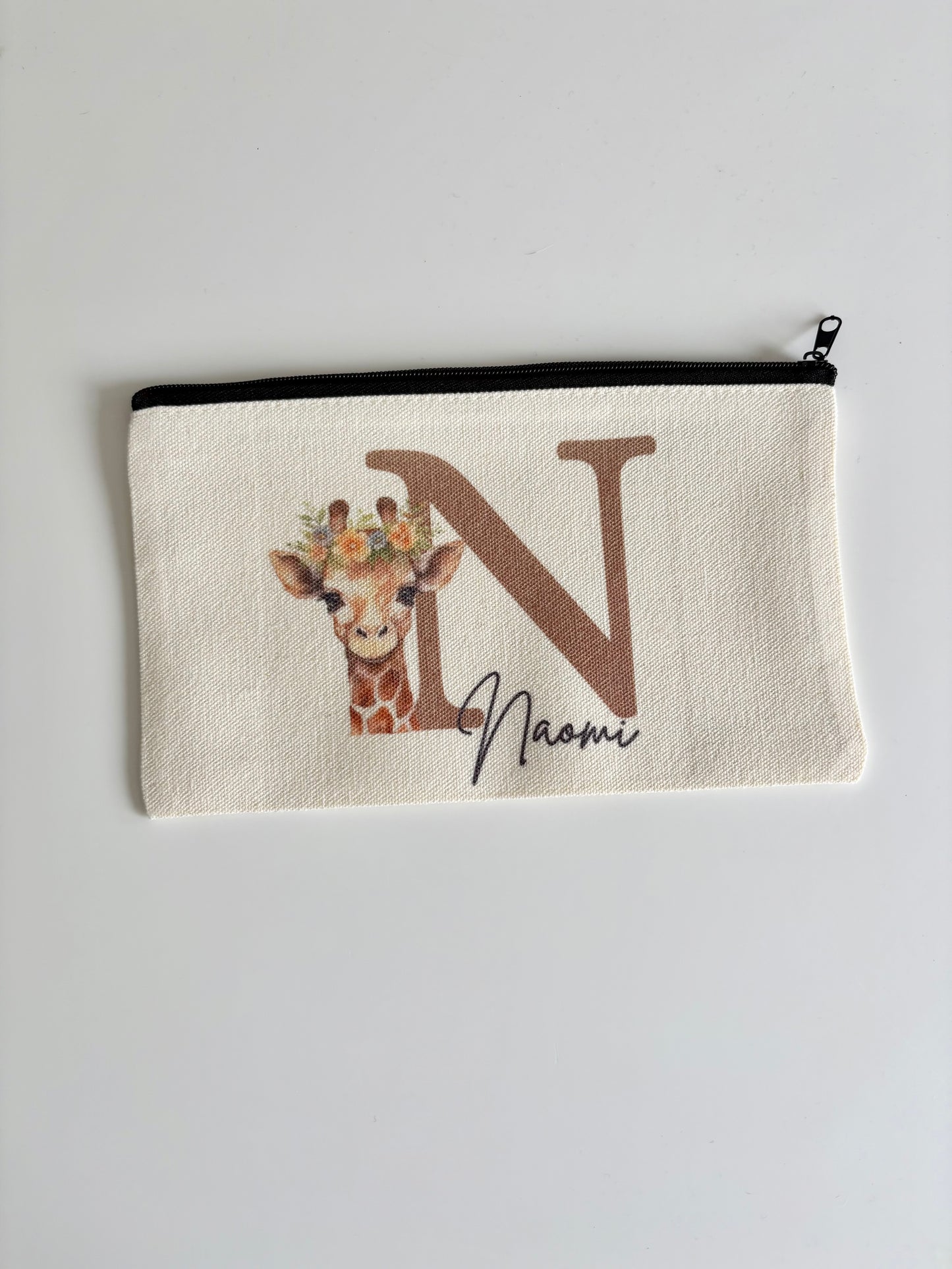 Personalised Giraffe Case, Giraffe Storage Bag. Custom Pencil Case, Makeup Pouch, Cute Gift for Her, Animal Lover Birthday Present, Giraffe