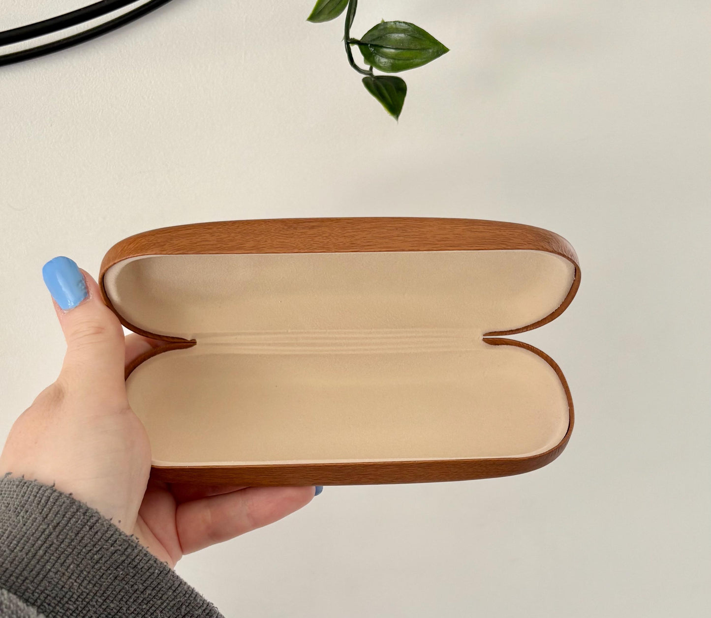Personalised Laser Engraved Glasses Case, Custom Leather Eyewear Holder, Unique Gift for Him/Her | Custom Engraved Glasses Storage Case