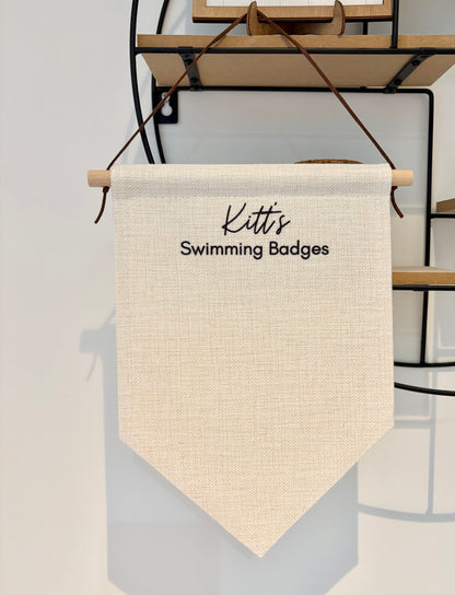 Wimpel zum Aufhängen an der Wand mit Regenbogen und Namen, Kindertür, Wandschild, Raumdekor, Kinderzimmer, Spielzimmer, Kinderzimmer, Kinder, Schlafzimmerschild