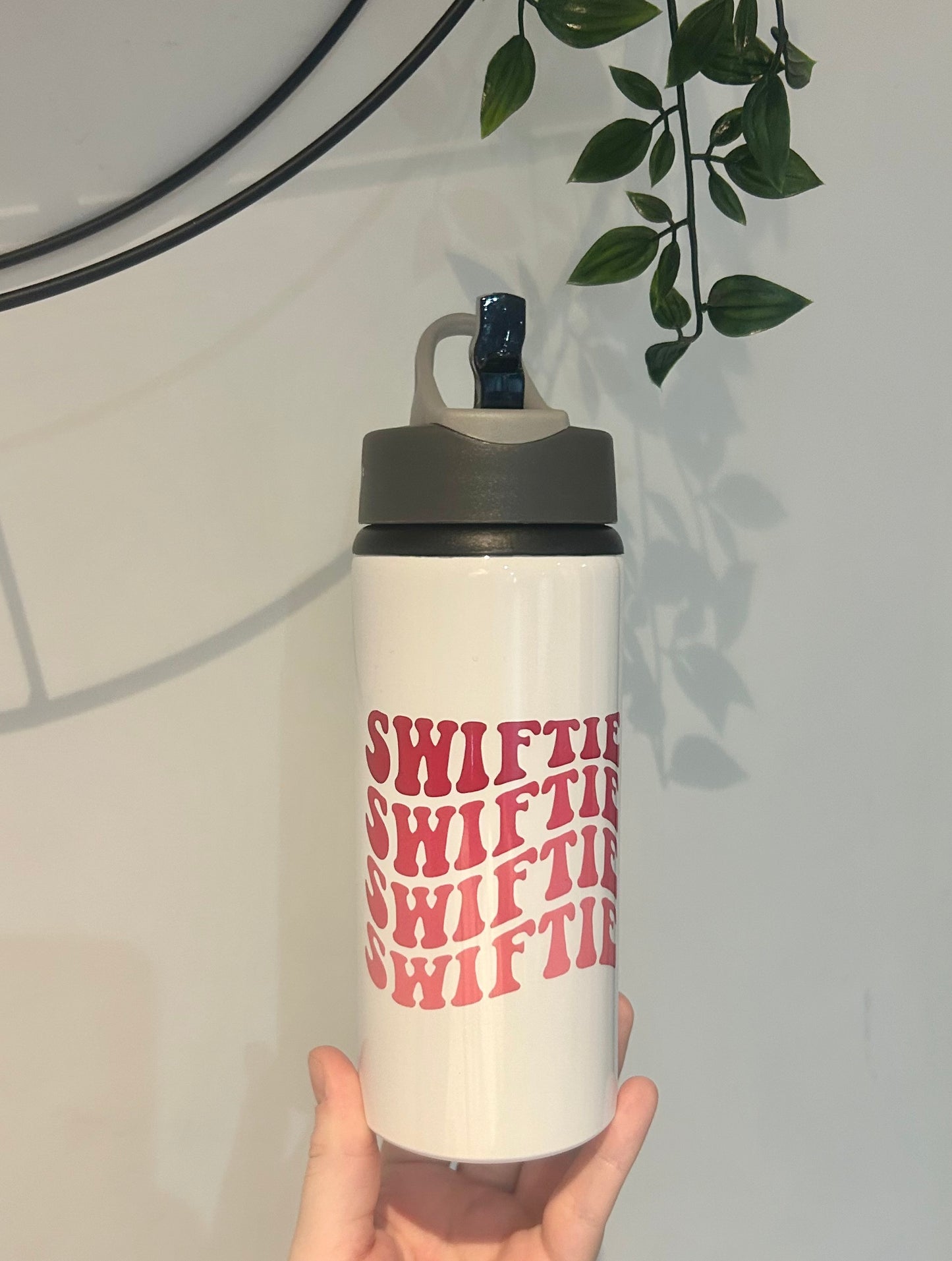 Swiftie Bottle, School Bottle, Swiftie Bottle, Kids Bottle, Drink Bottle, Swiftie Style, Swift, Water Bottle, Pink Swiftie