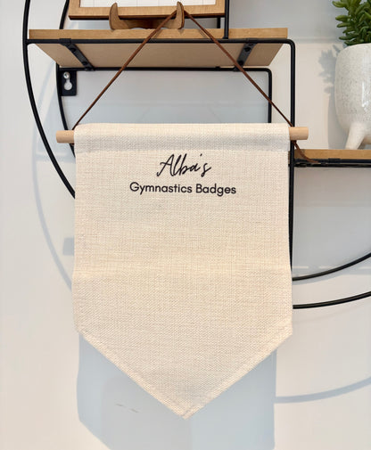 Wimpel zum Aufhängen an der Wand mit Regenbogen und Namen, Kindertür, Wandschild, Raumdekor, Kinderzimmer, Spielzimmer, Kinderzimmer, Kinder, Schlafzimmerschild